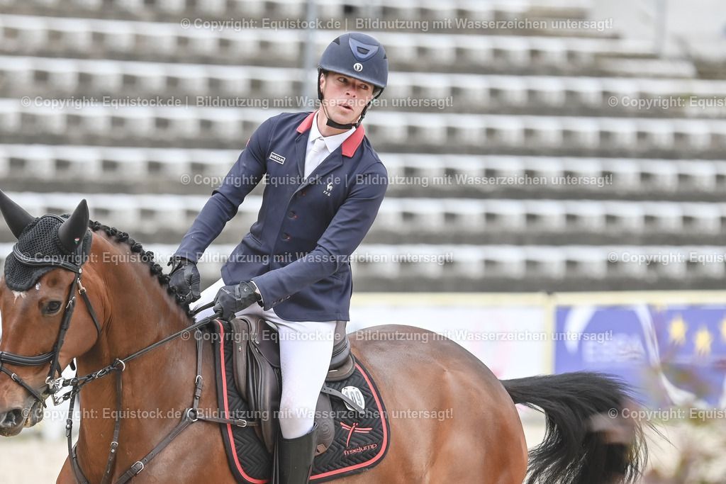 20230514_CCI4_Springen_0061 | equistock