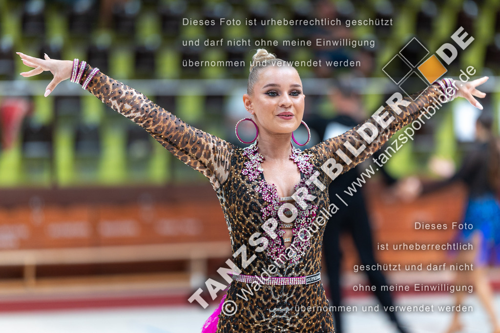 20240810-00805 | Hier finden Sie Tanz Bilder vom Latein und Standard Formationen tanzen. Sportbilder vom Tanzsport. Schöne Fotos und von Weltmeisterschaft, Europameisterschaft, Bundesliga, Regionalliga, Oberliga und Landesliga sowie von GOC Stuttgart, DanceComp, WM Bremen