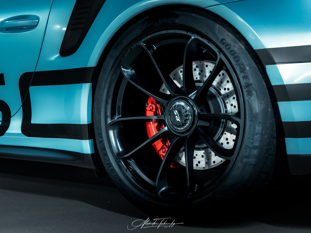 R6AT0541 _Alexander Tschuncky | Entdecken Sie die faszinierende Welt von Alexander Tschuncky Arts: Kreative Fotografie, atemberaubende Automobilkunst und hochwertiger Bilderdruck. Lassen Sie sich inspirieren! - Realisiert mit Pictrs.com
