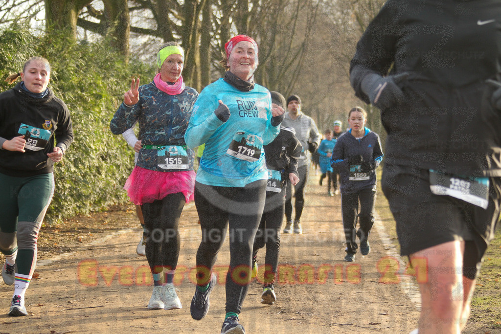 241231_1019_EV4_3865 | Sportfotografie im Rhein-Sieg Kreis, Köln, Bonn, NRW, Rheinland Pfalz, Hessen, etc. Unser Tätigkeitsfeld umfasst den Laufsport vom Volkslauf über den Marathon, Duathlon, Triathon bis zum Ultralauf wie Kölnpfad Ultra oder Schindertrail.