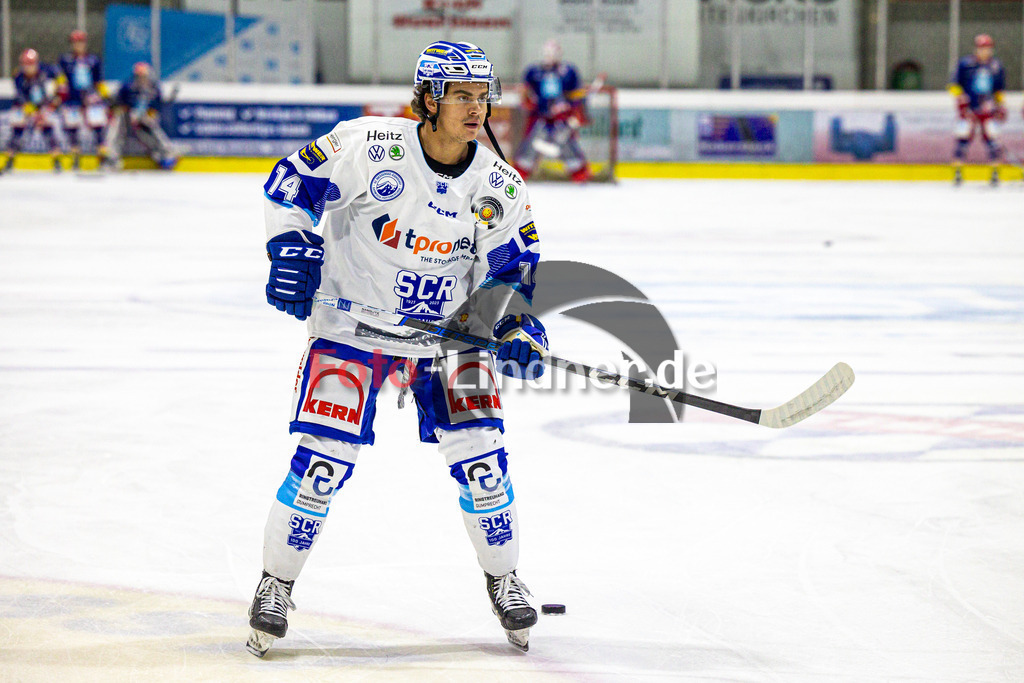EC Peiting vs SC Riessersee | Eishockey Oberliga Süd 2023/2024, EC Peiting vs SC Riessersee,
Aufwärmen Alec ZAWATSKY (SCR 14),
2023-10-20 in Peiting (Eisstadion)
14 Alec ZAWATSKY (SCR 14)
Copyright: WolfgangxLindner foto-lindner.de