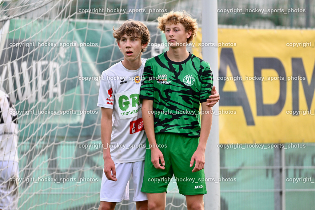 SC Landskron vs. Rapid Lienz | #3 Valentin Christian Dorer Rapid Lienz, #5 Julian Loteritsch SC Landskron, SC Landskron vs. Rapid Lienz, SC Landskron vs. Rapid Lienz am 22.09.2024 in Villach (Sportanlage Landskron), Austria, (Photo by Bernd Stefan)