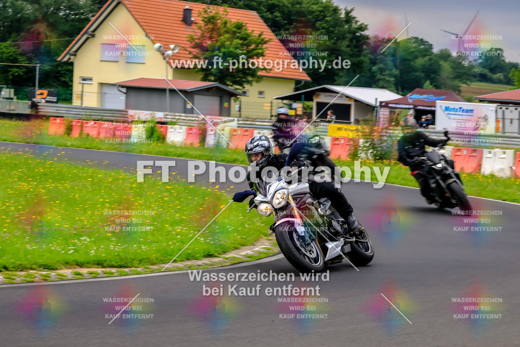 VBK-7286 | Hier findet Ihr Bilder von Touristenfahrten auf der Nürburgring Nordschleife oder von anderen Veranstaltungen die ich besucht habe. Viel Spass beim Durch Schauen 