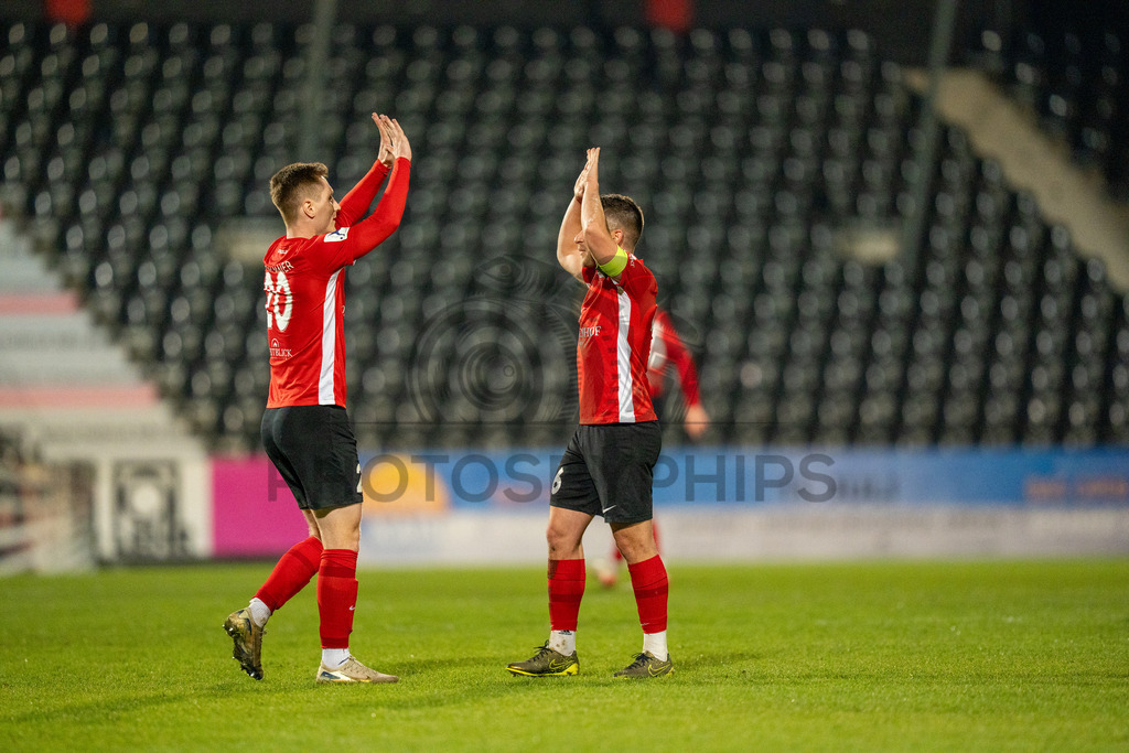 SG Sonnenhof Grossaspach vs. TSV Steinbach Haiger, Fussball, Regionalliga Suedwest, 25. Spieltag, 20.03.2026 | Leon Maier (SG Sonnenhof Großaspach, #20) und Marius Kunde (SG Sonnenhof Großaspach, #16),SG Sonnenhof Grossaspach vs. TSV Steinbach Haiger, Fussball, Regionalliga Suedwest, 25. Spieltag, 20.03.2026Foto: photosbyphips/Philip Ziegler