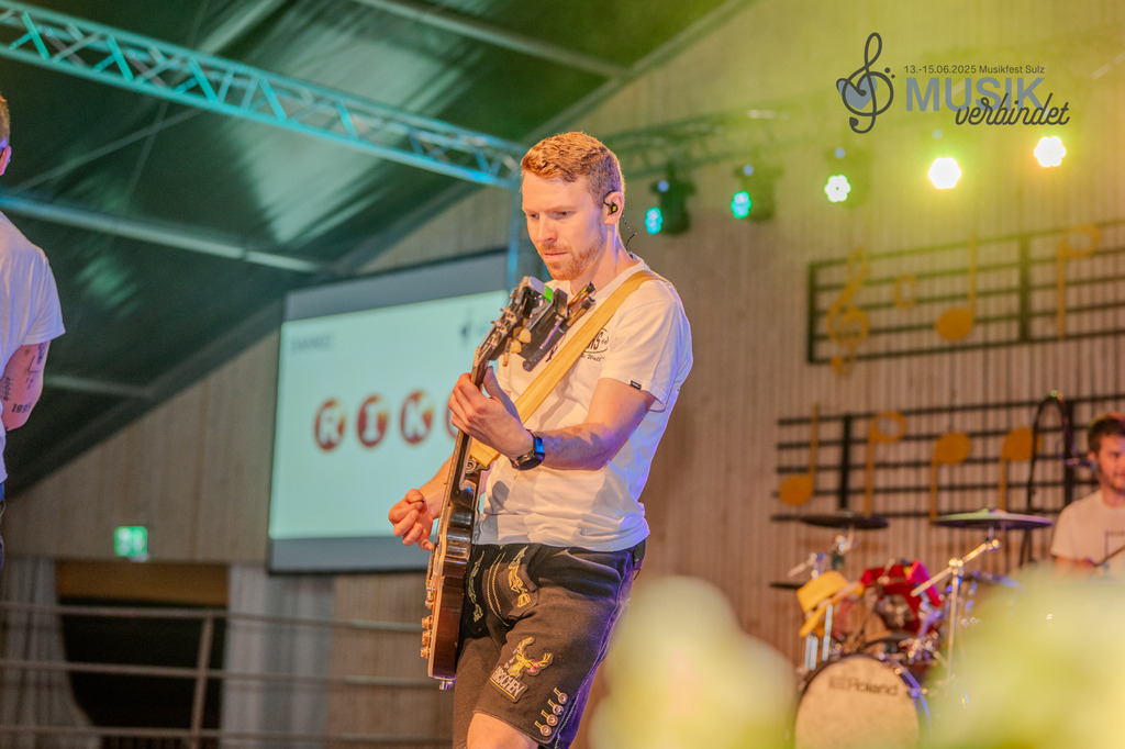 DSC_3745 | "Fussifoto.com – Ihr Ansprechpartner für hochwertige Fotografie! Entdecken Sie kreative Bilder und professionelle Dienstleistungen. Kontaktieren Sie uns für Ihre Projekte!"