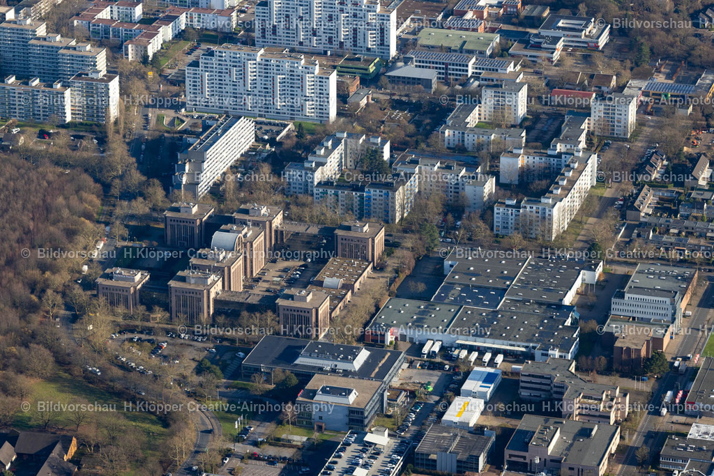 Luftbild Ratingen-8720 | Luftbild Gebäude Essemble an der Brandenburger Straße in Ratingen im Bundesland Nordrhein-Westfalen, Deutschland - Realisiert mit Pictrs.com