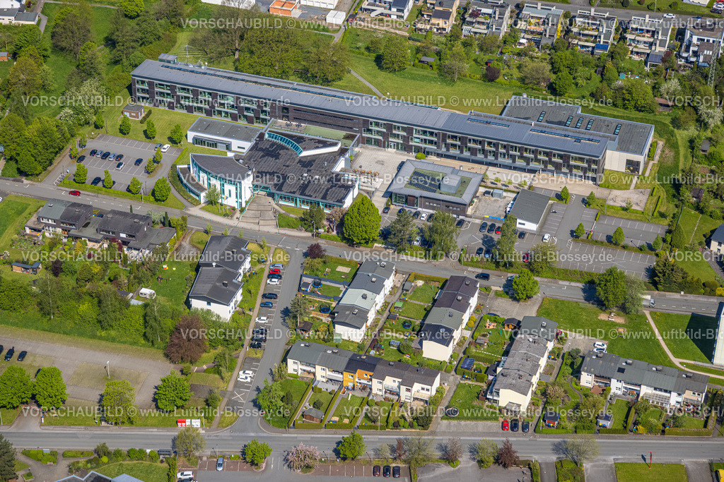 Meschede230500716 | Luftbild, Fachhochschule Südwestfalen - Standort Meschede, Meschede-Stadt, Meschede, Sauerland, Nordrhein-Westfalen, Deutschland