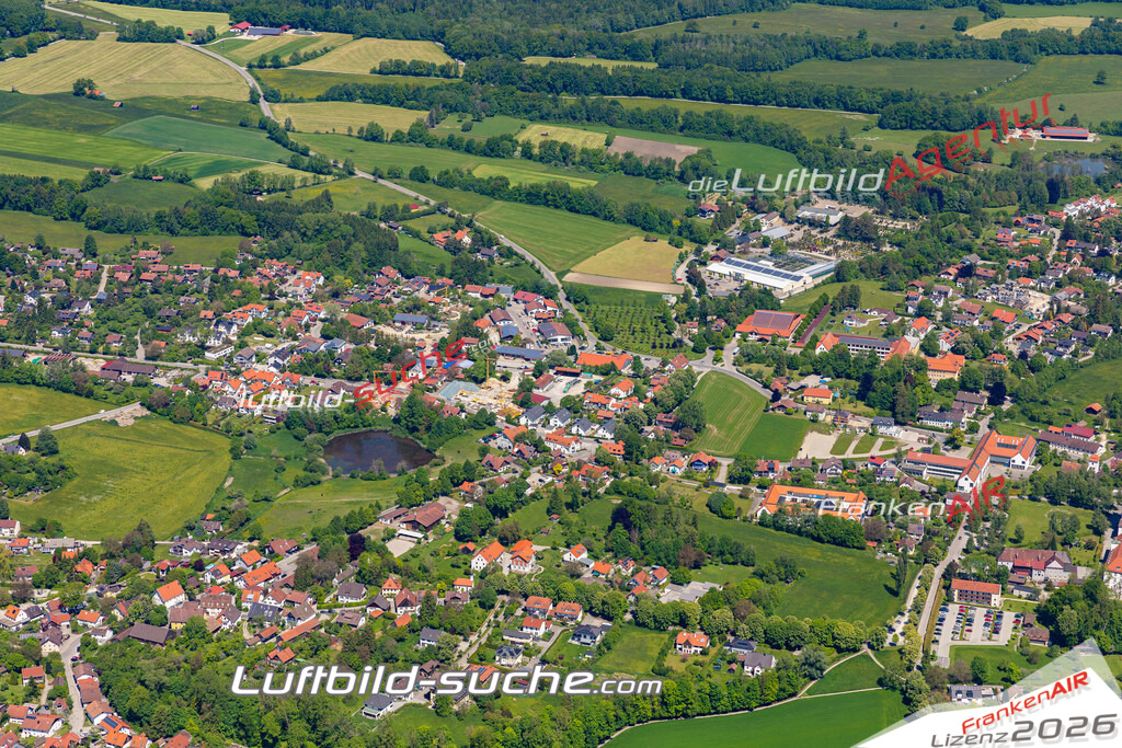 Aktuelles Luftbild von sankt-georgen diessen-am-ammersee - Die Luftaufnahme wurde 2021 mittels UL-Flugzeug erstellt ( keine Drohne ) - hochauflösende Kamera-Systeme von  Canon -Beste Qualität - Für grossformatige Ausdrucke geeignet. Die Geschenkidee !