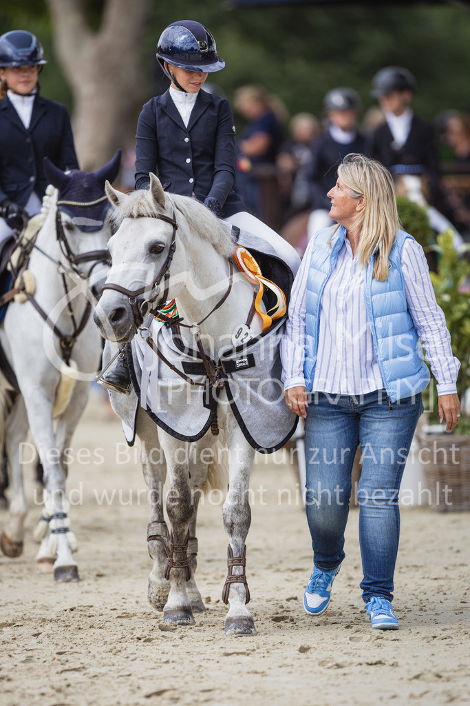 230729_BHO_PonyTrophy-625 | Deine schönsten Turniermomente als professionelle Fotos! Entdecke hochwertige Pferdesport-Fotografie im Online-Shop. Jetzt Fotos finden & bestellen!