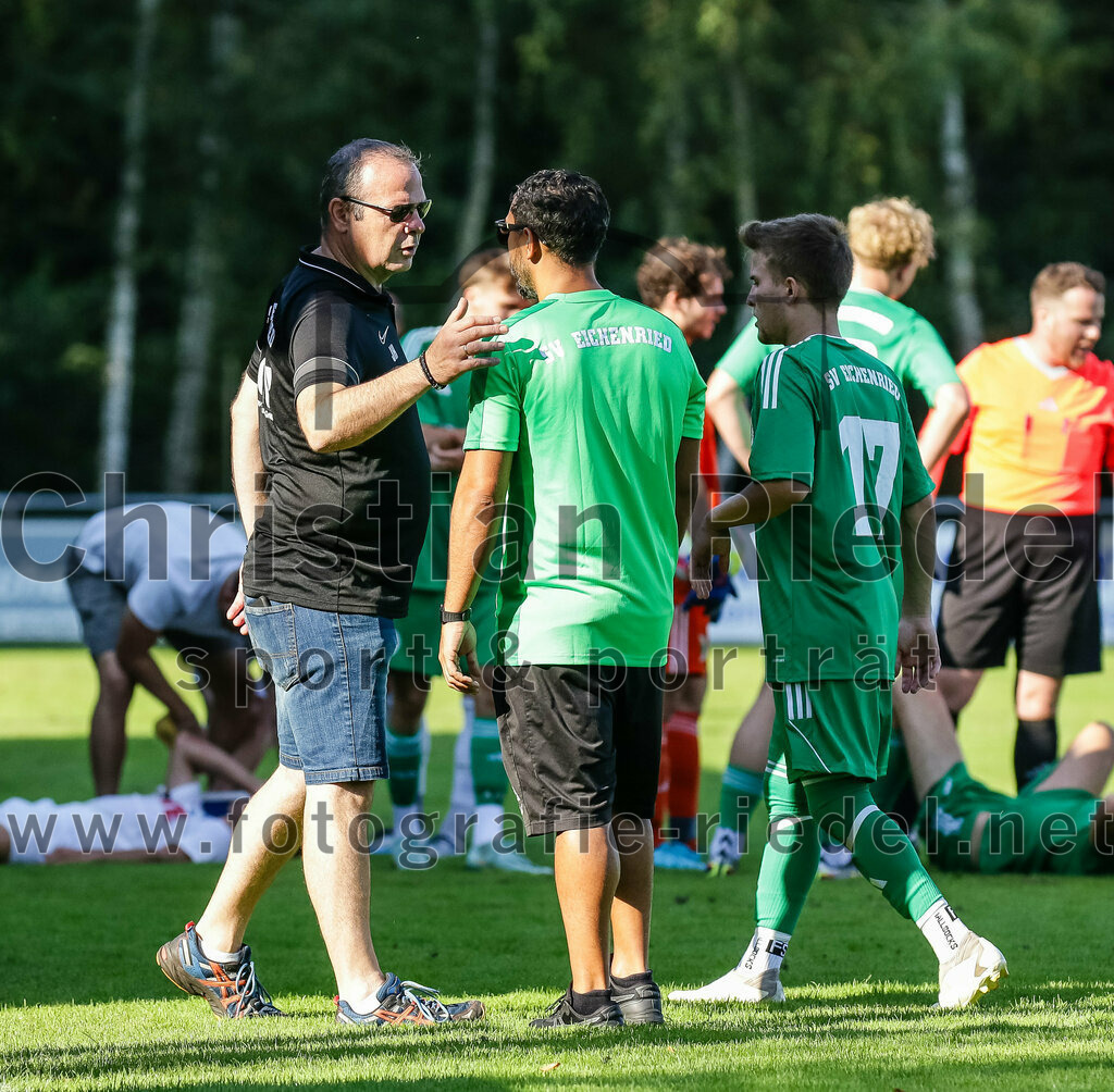 2023-09-10_076_SV_Eichenried_gegen_FC_Eitting | Eichenried, Deutschland, 10.09.2023:
Fußball, Kreisliga 2023 / 2024, 8. Spieltag, SV Eichenried gegen FC Eitting, Endergebnis: 1:2

Trainer Süleyman Uzun (SV Eichenried)

Foto: Christian Riedel / fotografie-riedel.net