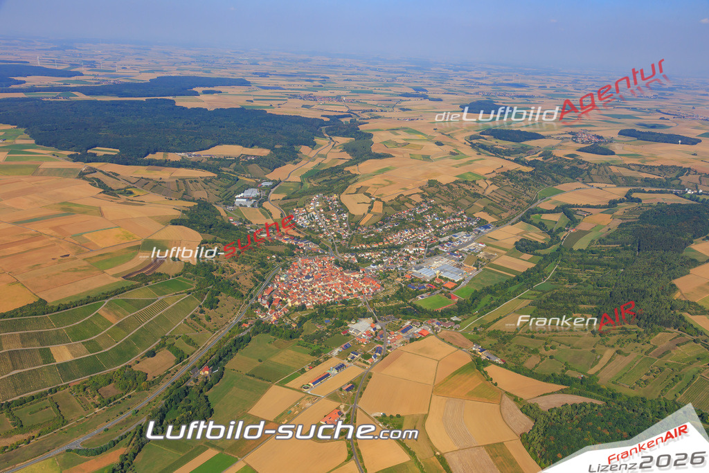 Luftbild von  Roettingen - Luftaufnahme wurde 2016 von https://frankenair.de mittels Flugzeug (keine Drohne) erstellt - die Geschenkidee