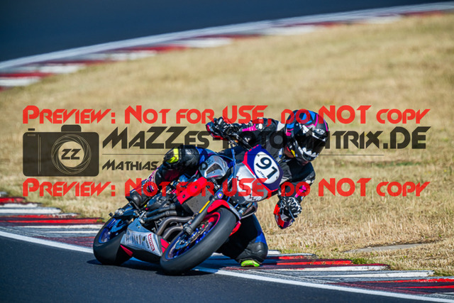 MaZZes_FotoMatrix_220624_8934 | TWINCUP