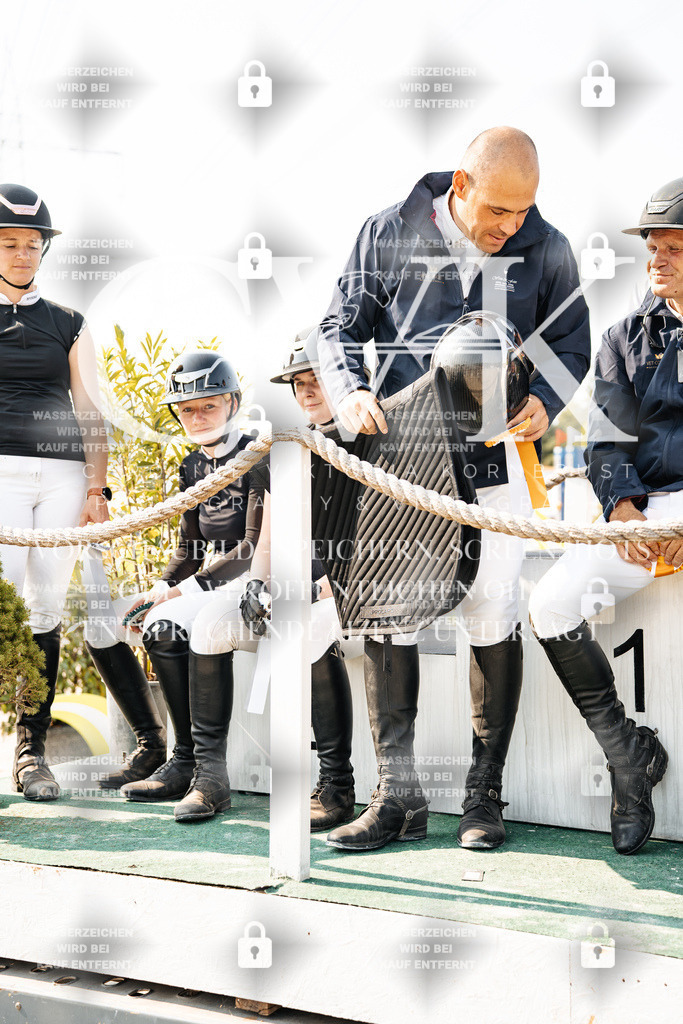 CK704405 | Turnierfotografie Pferdefotografie Trier Rheinland-Pfalz Pferdesport Reitsport Tierfotografie Sportfotografie Pferdevideo Pferdevideografie Equestrianvideography equestrianphotography  - Realisiert mit Pictrs.com