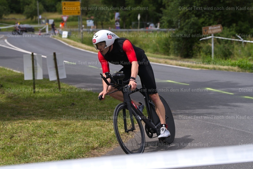 triathlon_wuerzburg_r_2026_06_14-781 | Shop für Fotos von Sportevents z.B. Obstacle Course Racing, OCR, Triathlon, Trail Run und MTB - Realisiert mit Pictrs.com