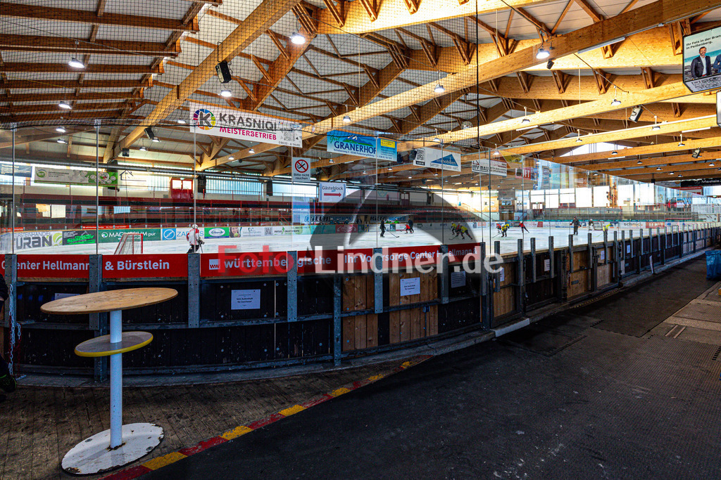 Gebäude | Eisstadion Peißenberg 2024/25, Gebäude, 20241115,Eingang,2024-11-15 in Peißenberg (Eisstadion Peißenberg)Copyright: WolfgangxLindner foto-lindner.de
