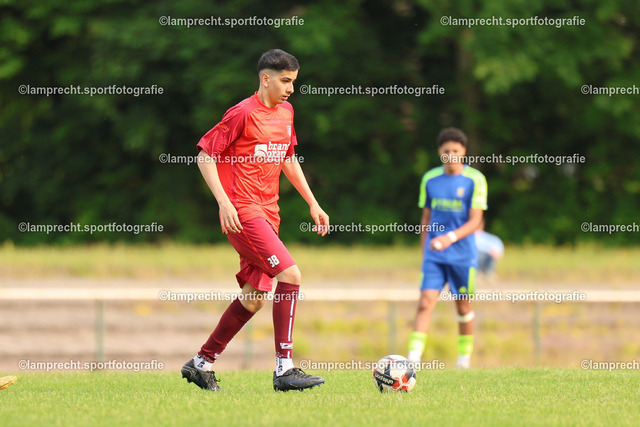 Fußball I Junioren I Kreispokal Lübeck I Finale I JSG Concordia Lübeck - TSV Siems I 09.06.2025.148 | Fikri Ercan (38, TSV Siems) - Realisiert mit Pictrs.com