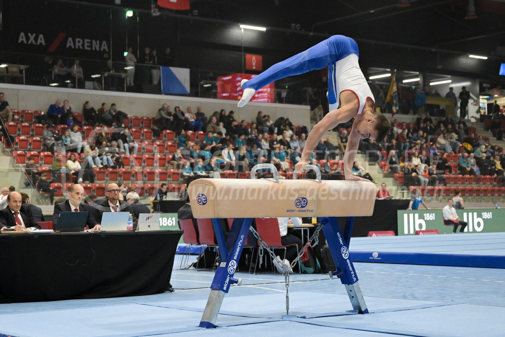 Schweizer Meisterschaften Kunstturnen Mannschaften Männer (B) - 22. November 2025 | Schweizer Meisterschaften Kunstturnen Mannschaften Männer (B)AXA Arena, WinterthurBild: Sportfotografie Markus Aeschimann | www.markus-aeschimann.ch - Realisiert mit Pictrs.com