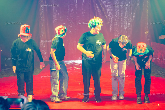 Zirkusvorstellung der MS Feldkirchen Digital | Bildershop von pixelworld.at - Realisiert mit Pictrs.com