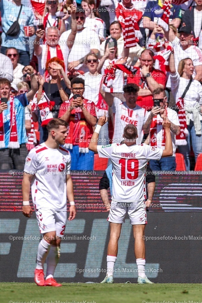 1FC20042501042 | 20.04.2025, Fußball, 1. FC Köln - Preußen Münster, 2.. Fußball Bundesliga, 30. Spieltag, RheinEnergie-STADION, Saison 2024 2025: Torjubel nach dem Tor zum 1:0 durch Torschütze Tim Lemperle (FC Koeln #19) DFB regulations prohibit any use of photographs as image sequences and or quasi-video.