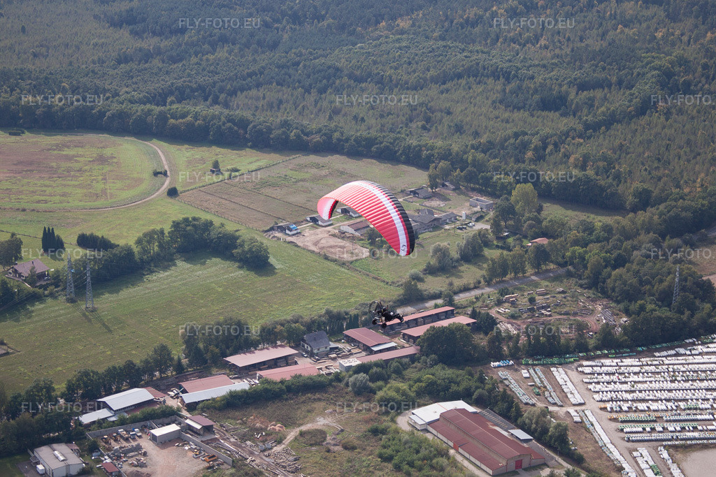 Vue aérienne: Scierie des Bois de Bischwiller à Marienthal dans le département Bas Rhin, France – .Photo: IMG_53526.jpg prise le 30/09/2012 par Werner Riehm/FLY-FOTO.eu – Résolution de l'original: 4752 x 3168 px