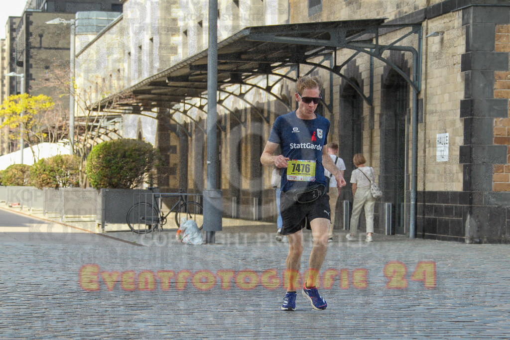 250920_1449_EV4_7234 | Sportfotografie im Rhein-Sieg Kreis, Köln, Bonn, NRW, Rheinland Pfalz, Hessen, etc. Unser Tätigkeitsfeld umfasst den Laufsport vom Volkslauf über den Marathon, Duathlon, Triathon bis zum Ultralauf wie Kölnpfad Ultra oder Schindertrail.