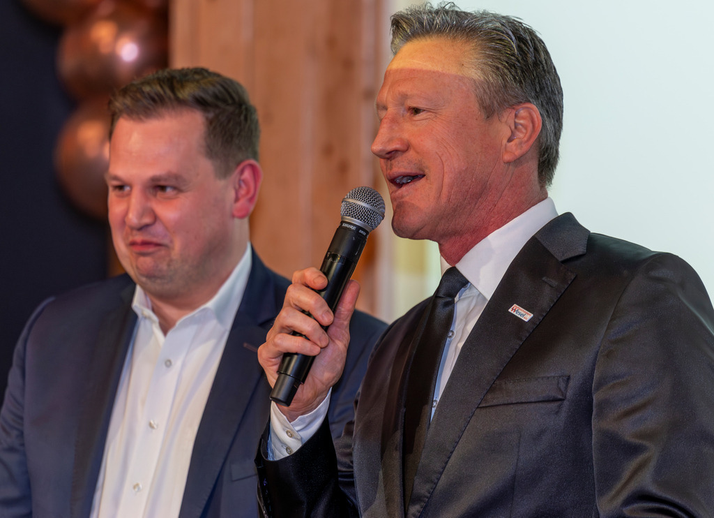 top-top.de 260306-024 | Foto, Video, Fotografie, Videografie, Fotobox, DJ, Discjockey, Musik, Musikbox, Veranstaltung, Photobooth, Amazon, Ebay, Buchtipp, Bestseller, Autor, Verlag, Buch, Wesel, Hamminkeln, NRW, Dinslaken, Rees, Drohne, Hochzeit, Party, Fotobox, Wesel, Fotograf