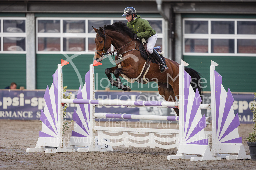 230411_Mühlen_03SprPf-L-319 | Deine schönsten Turniermomente als professionelle Fotos! Entdecke hochwertige Pferdesport-Fotografie im Online-Shop. Jetzt Fotos finden & bestellen!