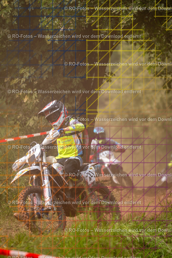 Wolfshausen 3 Lauf -327 | Sportfotografie von RO-Fotos: Motorsport, Motocross, Enduro, Laufveranstaltungen und Triathlon. Professionelle Fotos von Sportlern und Events. - Realisiert mit Pictrs.com