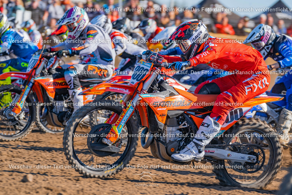 04_27_Masters-6419 | Sportfotografin aus Berlin-Brandenburg mit Fokus auf Motocross. Ich halte deine sportliche Leistung und echte Emotionen auf und neben der Strecke professionell fest. Entdecke die Fotos von deinem Rennen und bestelle sie direkt hier im Shop.