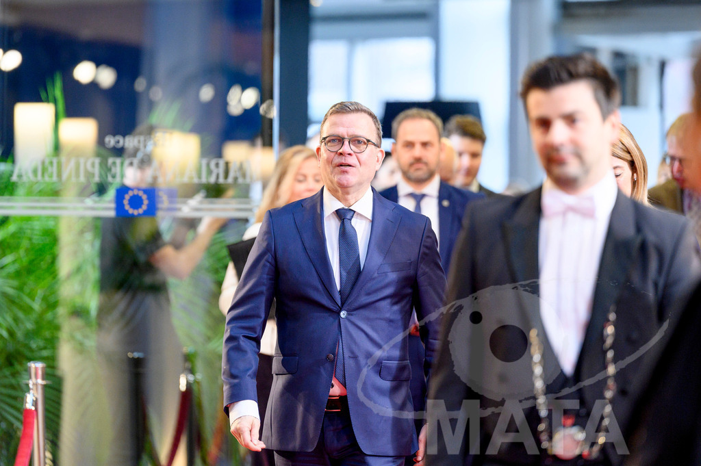 _DWA0183-2 | Die Ankunft des finnischen Ministerpräsidenten wurde im Rahmen des Programms „This is Europe“ von EU-Präsidentin Roberta Metsola am 13.03.2024 in EU-Parlament Straßburg begrüßt. - Realisiert mit Pictrs.com