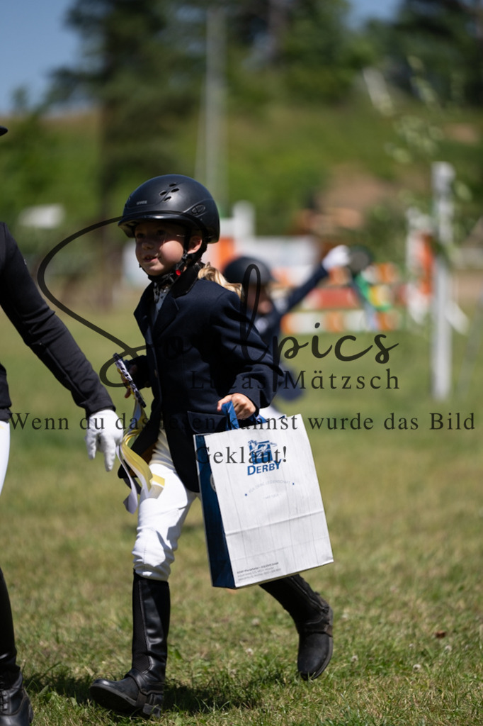 A7V06290 | Turnier/Reitfotograf