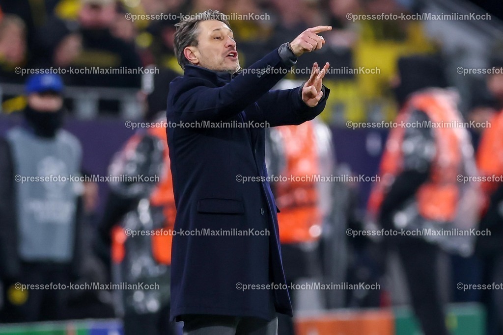 UCL17022601063 | 17.02.2026, Fußball, UEFA Champions League, Borussia Dortmund - Atalanta Bergamo, BVB Stadion, Play-Offs Hinspiel, Saison 2025 2026: Cheftrainer Niko Kovac (BVB #hc) wild gestikulierend am Spielfeldrand   Regulations prohibit any use of photographs as image sequences and or quasi-video.