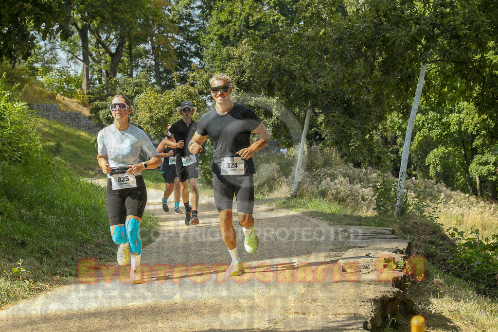 250824_1507_EX1_8534 | Sportfotografie im Rhein-Sieg Kreis, Köln, Bonn, NRW, Rheinland Pfalz, Hessen, etc. Unser Tätigkeitsfeld umfasst den Laufsport vom Volkslauf über den Marathon, Duathlon, Triathon bis zum Ultralauf wie Kölnpfad Ultra oder Schindertrail.