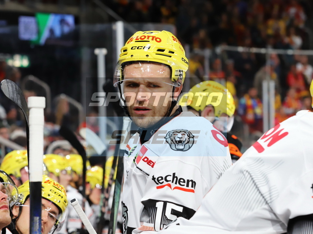 Carter Proft - LFF | Carter Proft - LFF - Realisiert mit Pictrs.com