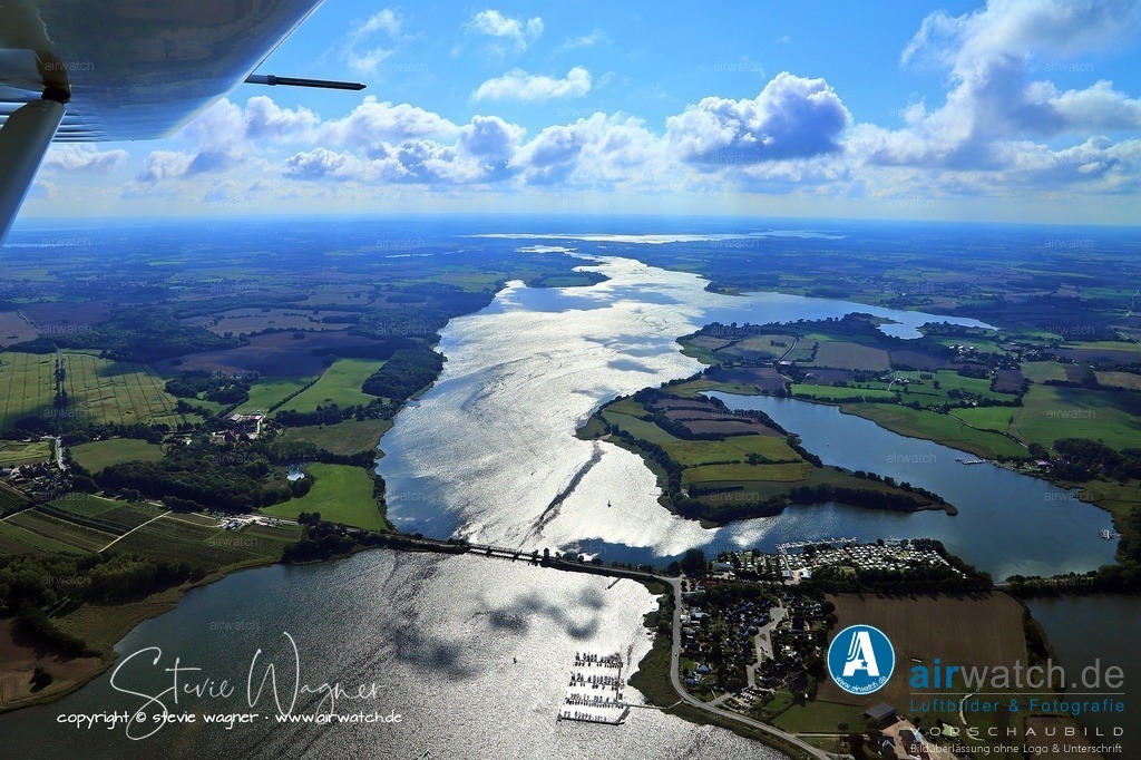 Ostseefjord-Schlei-airwatch-wagner-IMG_0768 | Entdecken Sie atemberaubende Luftbilder und Fotografien auf airwatch.de - Tauchen Sie ein in eine Welt voller faszinierender Aufnahmen aus der Vogelperspektive.