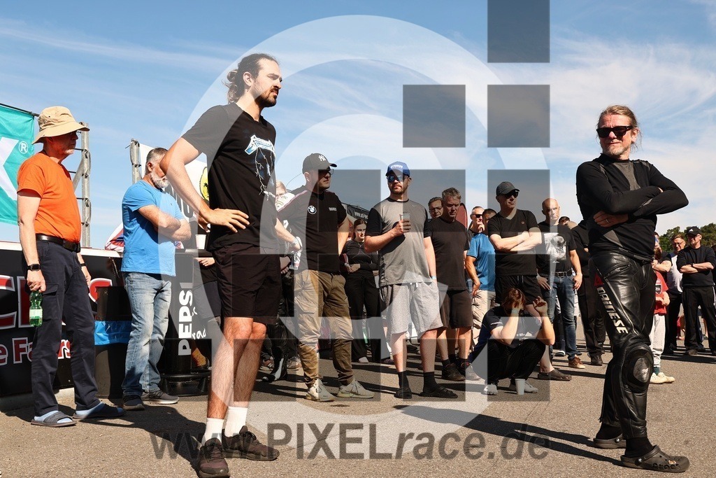 social-20260606_10072 | Schöne Erinnerungen an spannende Momente - das festzuhalten ist unser Job. PIXELrace.de ist seit 2003 auf den Rennstrecken Europas unterwegs um die Action draußen beim Fahren und die wunderbare Stimmung imm Fahrerlager für euch einzufangen.