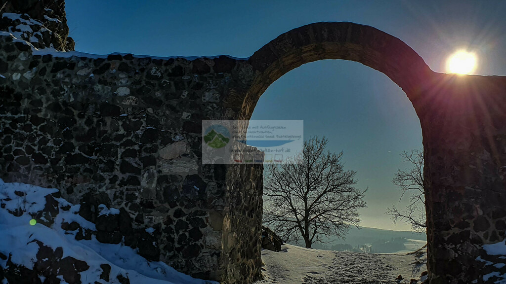 Burgruine Waldeck Winter | Impressionen rund um Hochfranken - Frankenwald - Fichtelgebirge - Realisiert mit Pictrs.com