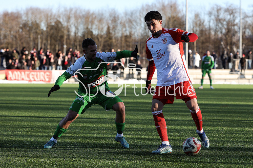FC Bayern Amateure - SC Austria Lustenau | Darijo GRUJCIC (SCA #6) im Duell mit Dion BERISHA (FCB #11) / Zweikampf