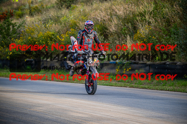 MaZZes_FotoMatrix_230812_5798 | UE40