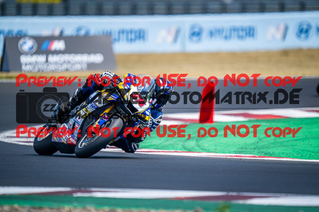 MaZZes_FotoMatrix_220626_2-102 | IDM1000