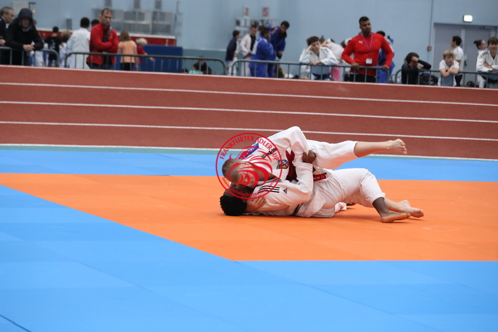 1J7A3590 | Fotos vom Adler Cup - Pictures from Adler Cup

Hier findet Ihr alle Eindrücke und großen Momente der Adler Cup Wochenenden. Here you will find all impressions and great moments of the Adler Cup weekends. - Realisiert mit Pictrs.com