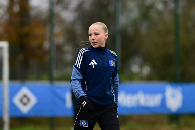 Fußball I Juniorinnen I Saison 2025-2026 I Regionalliga Nord I 7. Spieltag I Hamburger SV U17 - SpVg Aurich U17 I 01123 | Der Sportfotograf. - Realisiert mit Pictrs.com