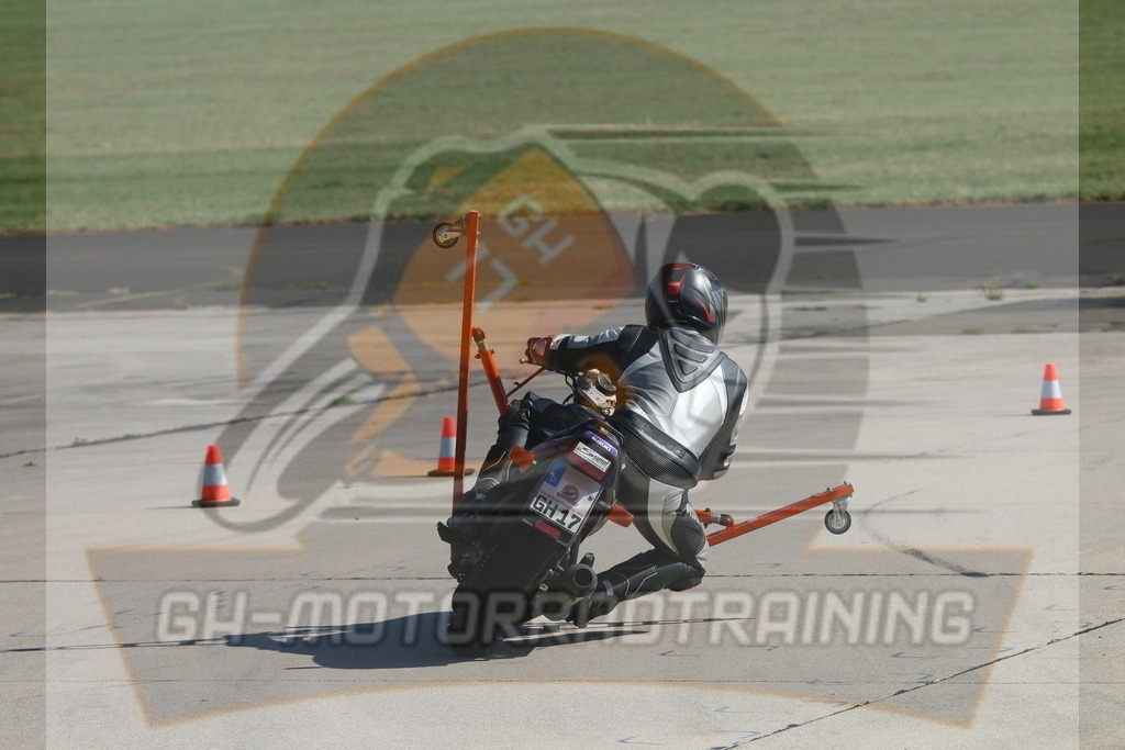 IMG_3713 | gh-motorradtraining-foto.de - Realisiert mit Pictrs.com