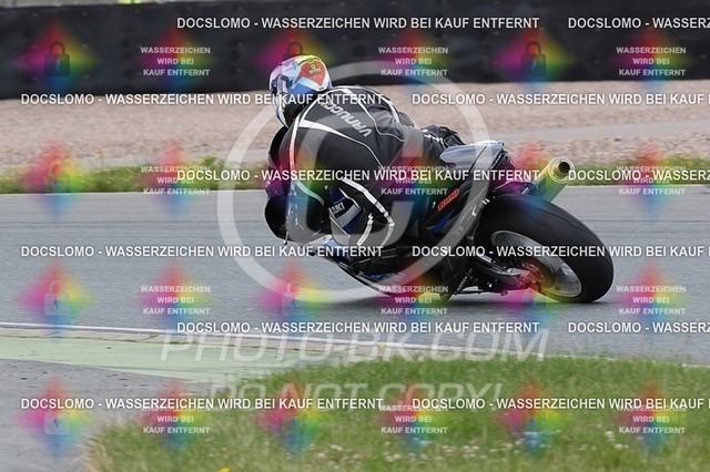 2016-07-01-PBK-2728 | Sportfotografie; SlowMotion; Video; Rennstrecke; Hafeneger; RSE; Speer; Trackday; Motorsportarena; Hockenheimring; Brno; Most; Barcelona; Valencia, Benny; Kaetzmer;