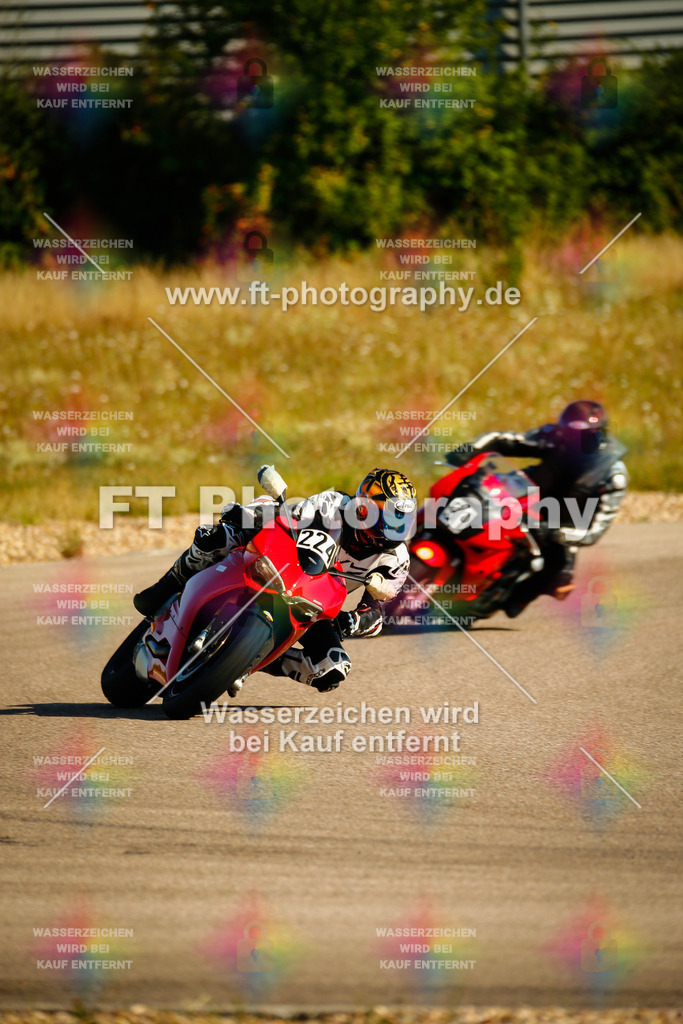 _MOT8519 | Hier findet Ihr Bilder von Touristenfahrten auf der Nürburgring Nordschleife oder von anderen Veranstaltungen die ich besucht habe. Viel Spass beim Durch Schauen 