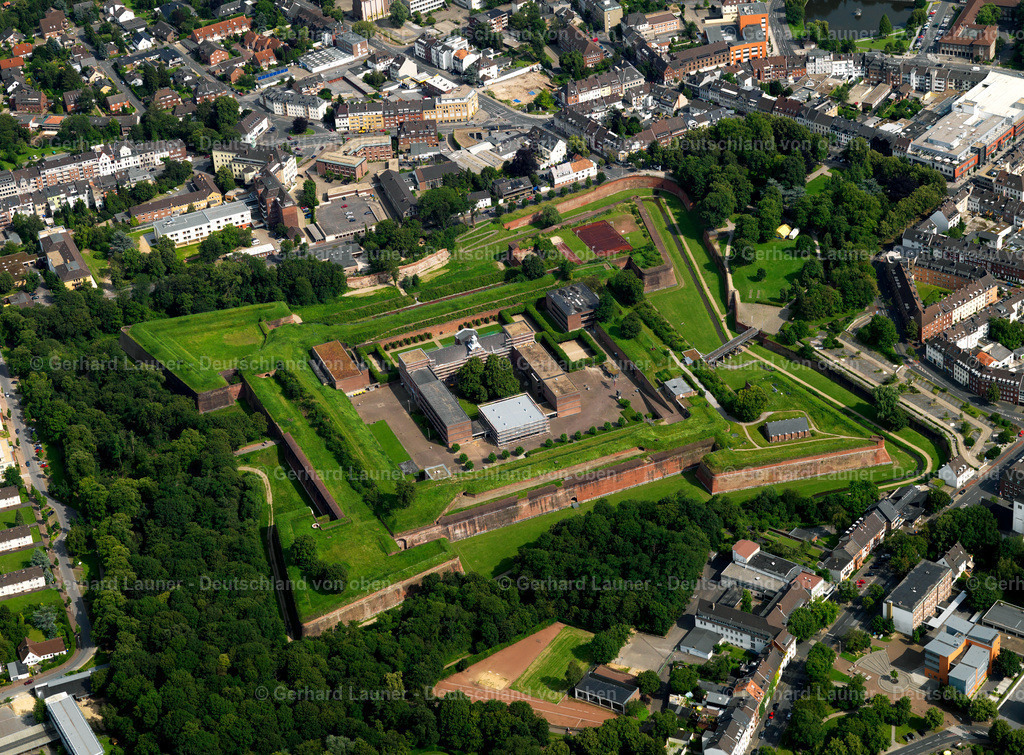 2706988 | Zitadelle Jülich