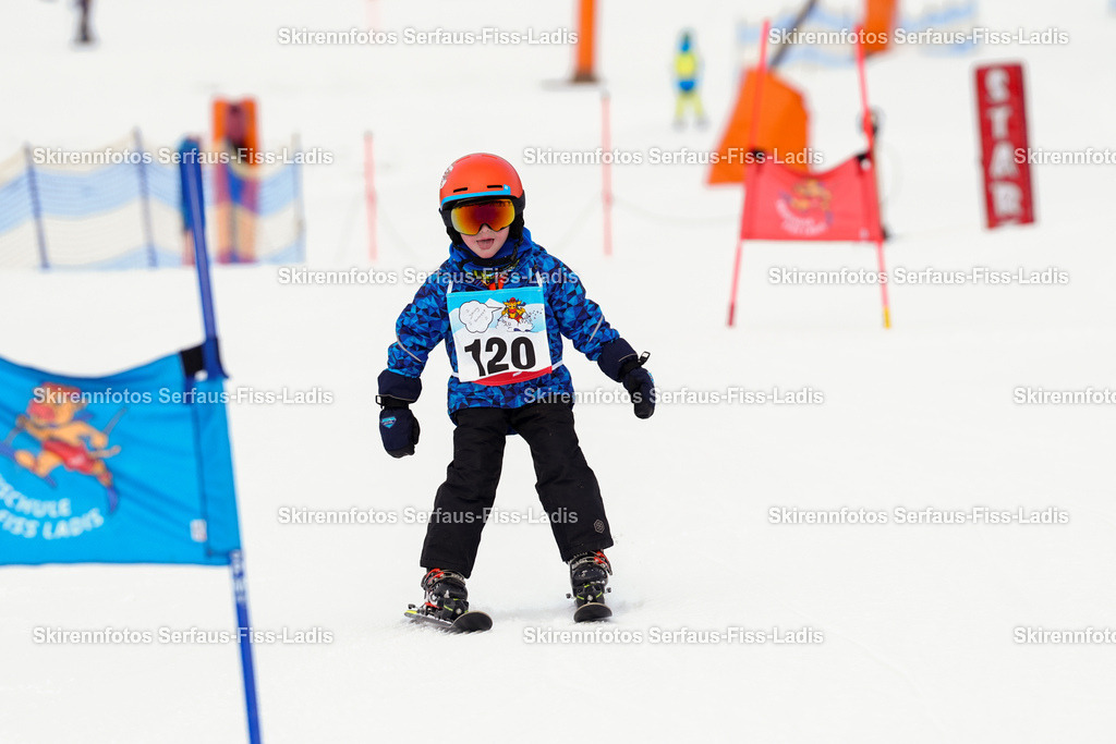 SRF_02.01.2026_0057 | Skirennfotos,Serfaus,Fiss,Ladis,Kinderskirennen,Winter,Tirol,Oberland,skirace,SFL,feelfree,weil wir's genießen,ski,Ski,skifahren,Sonnenplateau, - Realisiert mit Pictrs.com