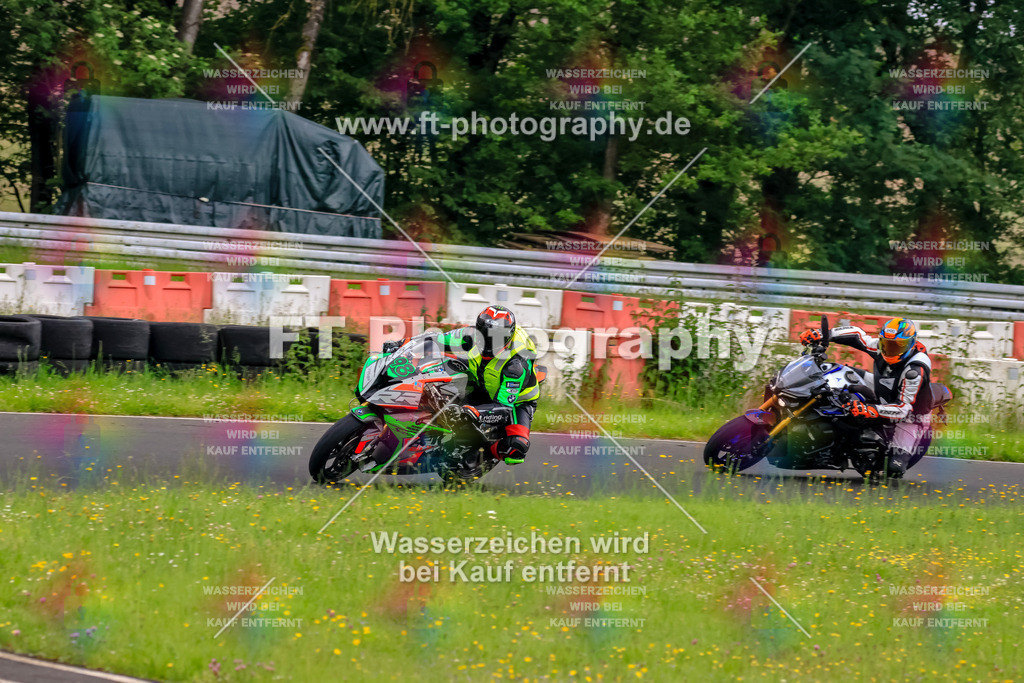 VBK-6609 | Hier findet Ihr Bilder von Touristenfahrten auf der Nürburgring Nordschleife oder von anderen Veranstaltungen die ich besucht habe. Viel Spass beim Durch Schauen 