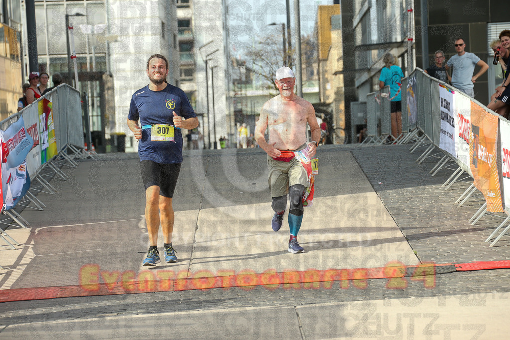 250920_1551_EX1_0762 | Sportfotografie im Rhein-Sieg Kreis, Köln, Bonn, NRW, Rheinland Pfalz, Hessen, etc. Unser Tätigkeitsfeld umfasst den Laufsport vom Volkslauf über den Marathon, Duathlon, Triathon bis zum Ultralauf wie Kölnpfad Ultra oder Schindertrail.