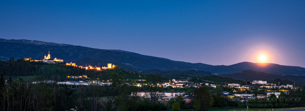 Althofen bei Nacht | Altstadt Althofen in Kärnten / Österreich